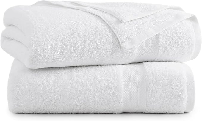 Two BRIT DIAMOND 100% cotton bath sheets, ultra soft and highly absorbent, are neatly stacked; their quick-dry fabric features a subtle banded edge design—ideal for spa, gym, guest, or bathroom use.